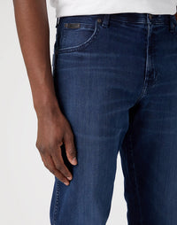 WRANGLER : Texas Straight Jeans - Arm Strong