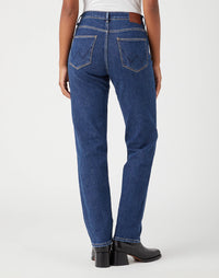 WRANGLER : Straight High Rise Jean - Dark Turn