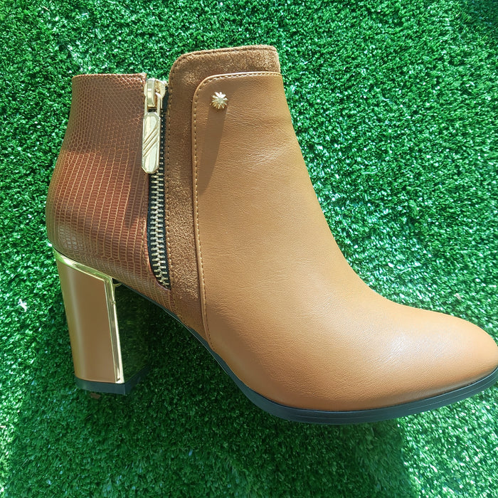 REDZ : Block Heel Ankle Boot - Tan