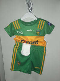 O'NEILLS : Infant Donegal GAA Home Kit - 3pcs