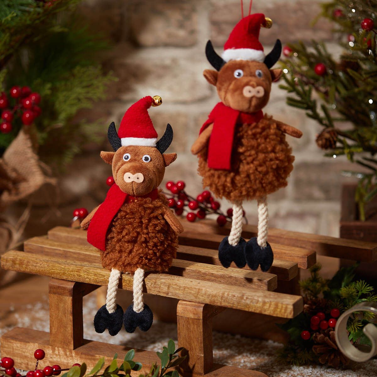 LANGS Christmas Highland Cow Hanger 20cm 1PC