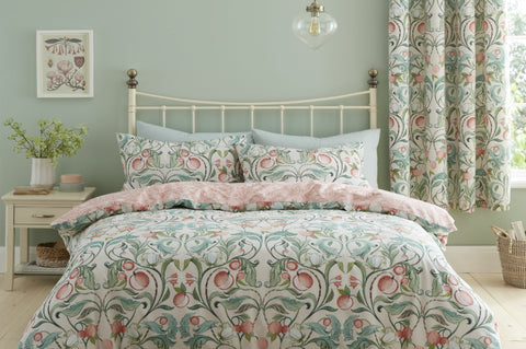 CATHERINE LANSFIELD : Clarence Floral Duvet Set