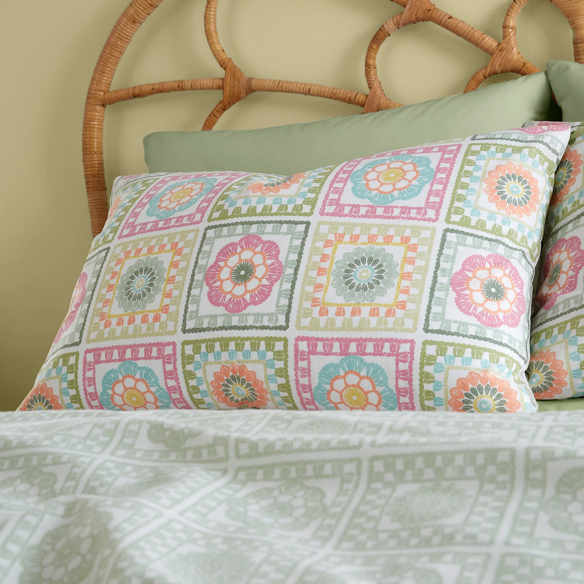 CATHERINE LANSFIELD Crochet Print Duvet Cover Set - Green