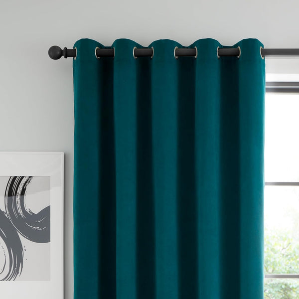 CATHERINE LANSFIELD : Wilson Thermal Blackout Eyelet Curtains - Green