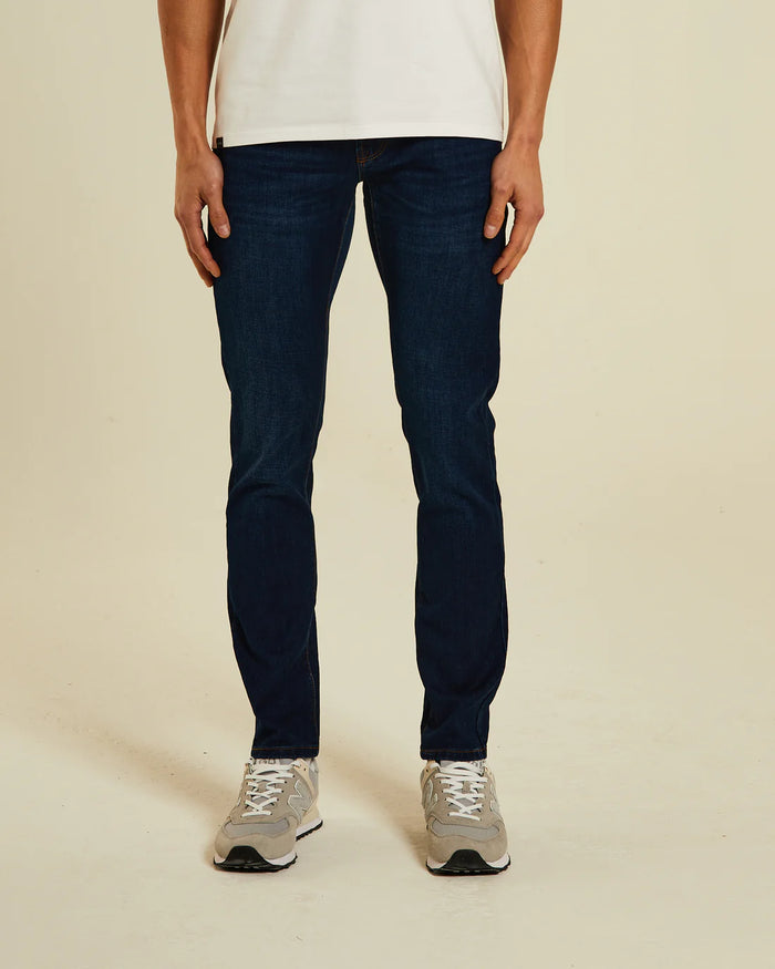 DIESEL : Holden Tapered Blue Wash Jeans