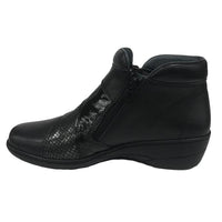 SOFTMODE : Clara Boots - Black