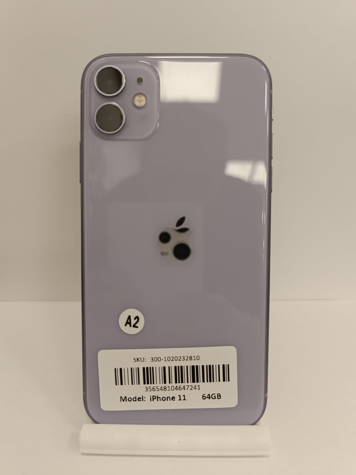 APPLE iPhone 11 64GB Refurbished - Unlocked - Purple