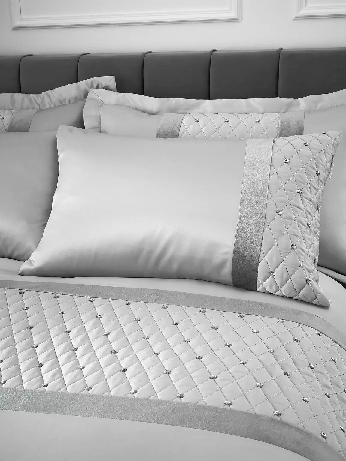 CATHERINE LANSFIELD Sequin Cluster Duvet Cover Set - Silver