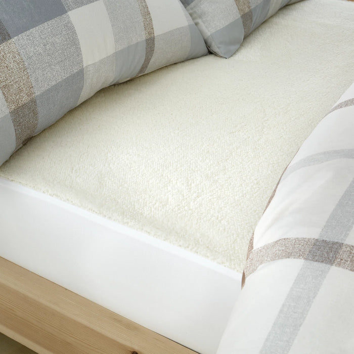 CATHERINE LANSFIELD : Thermal Fleece Fitted Underblanket - Cream