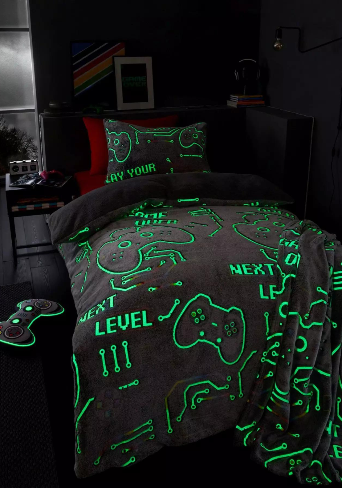 CATHERINE LANSFIELD Game Over Glow In The Dark Fleece Duvet Set