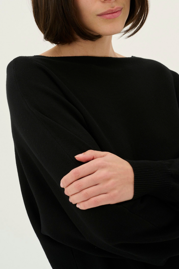 CULTURE : AnneMarie Batwing Jumper - Black