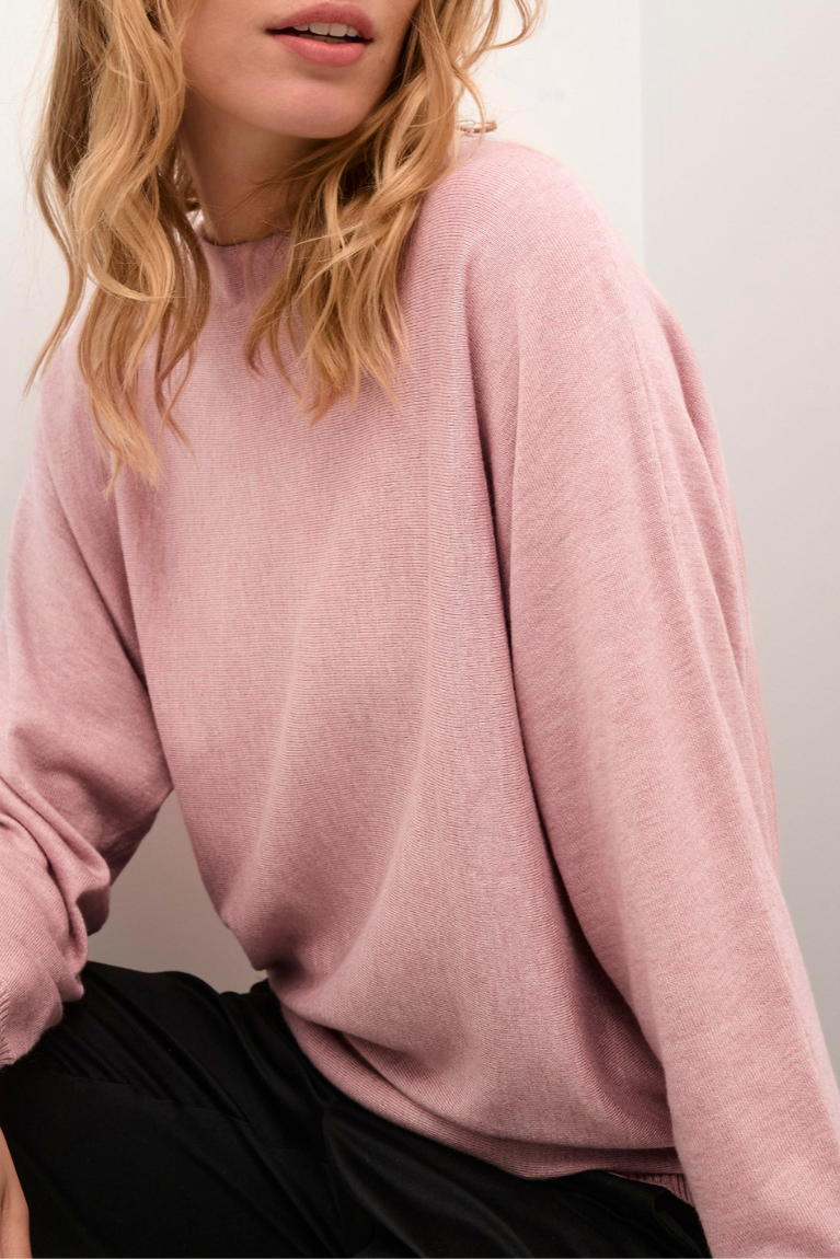 CULTURE : AnneMarie Batwing Jumper - Pale Pink