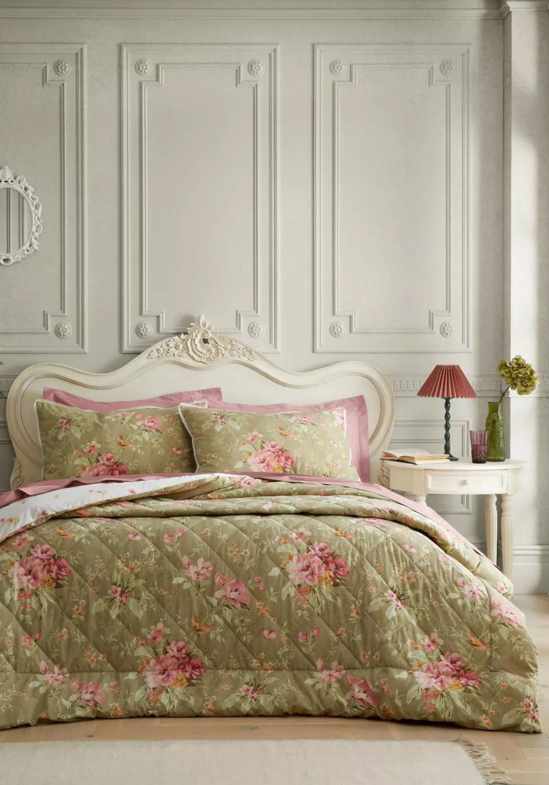 CATHERINE LANSFIELD Bridgerton Penelope Floral Green Bedspread