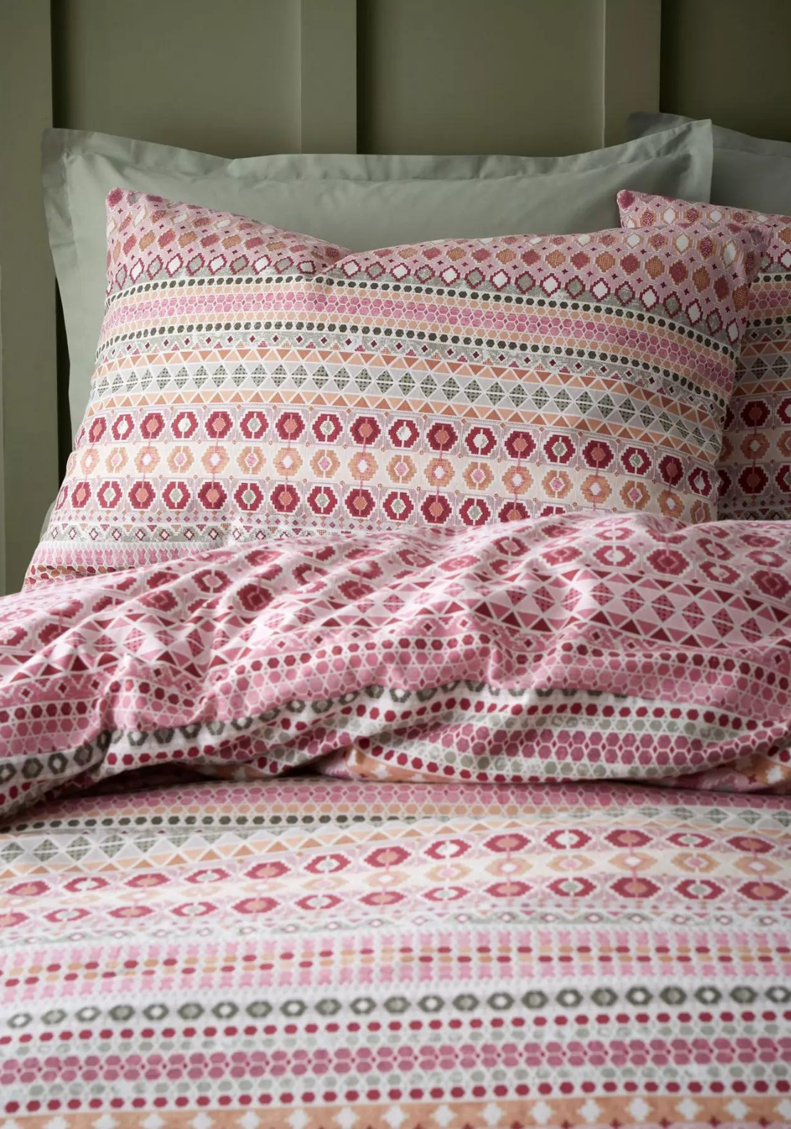 CATHERINE LANSFIELD Brushed Fairisle Reversible Duvet Set