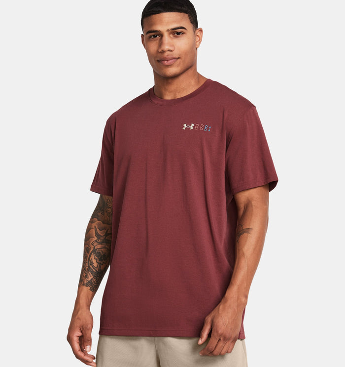 UNDER ARMOUR : Men's Heavyweight Repeat Logo Short Sleeve T-Shirt - Red