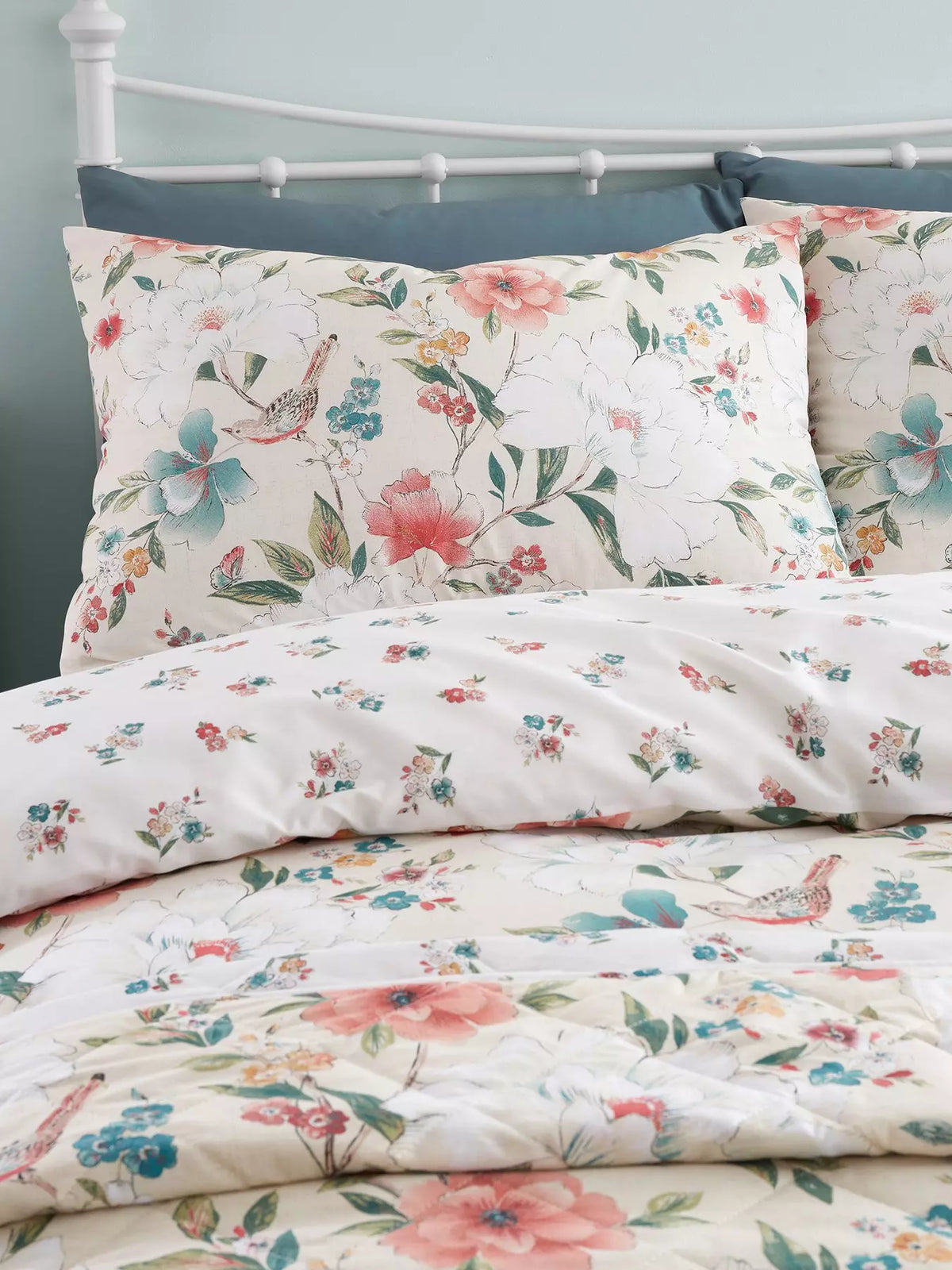 CATHERINE LANSFIELD Pippa Floral Birds Duvet Set