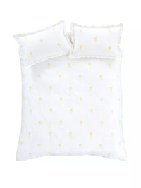 CATHERINE LANSFIELD Lorna Embroidered Daisy Duvet Set - White