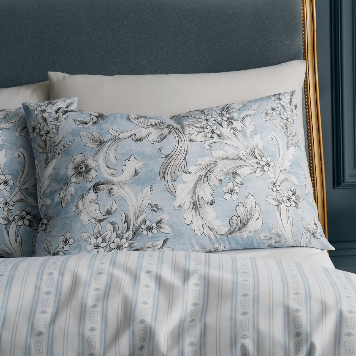 CATHERINE LANSFIELD : Bridgerton Regal Floral Bedding