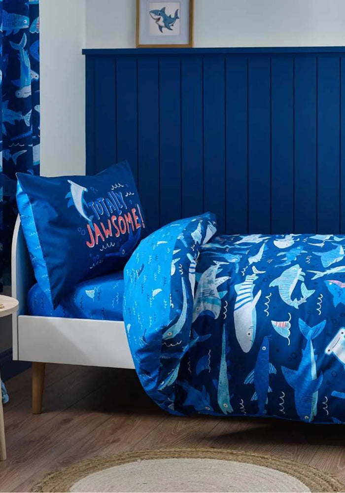 CATHERINE LANSFIELD Jawsome Shark Kids Duvet Cover Set - Blue