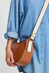 ICHI Bodil Shoulder Bag - Cognac