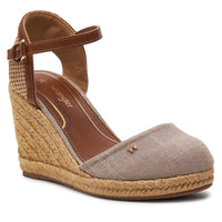 WRANGLER : Brava Wedge Sandal - Taupe