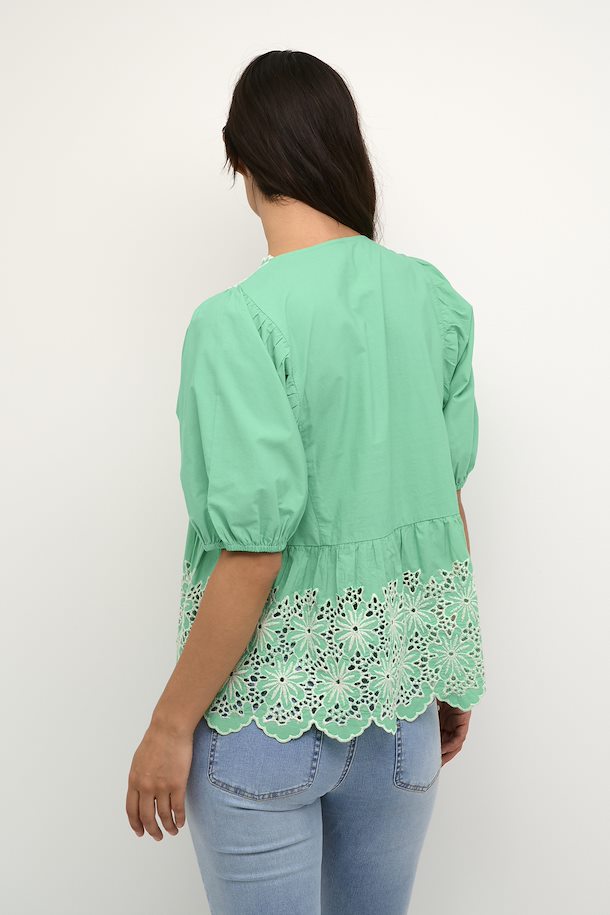 CULTURE : Valda Embroidry Blouse - Green