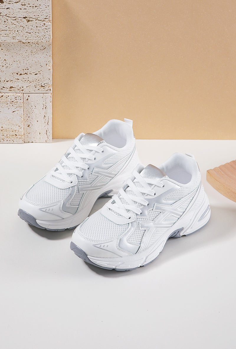 COPE CLOTHING : Chunky Trainer - White