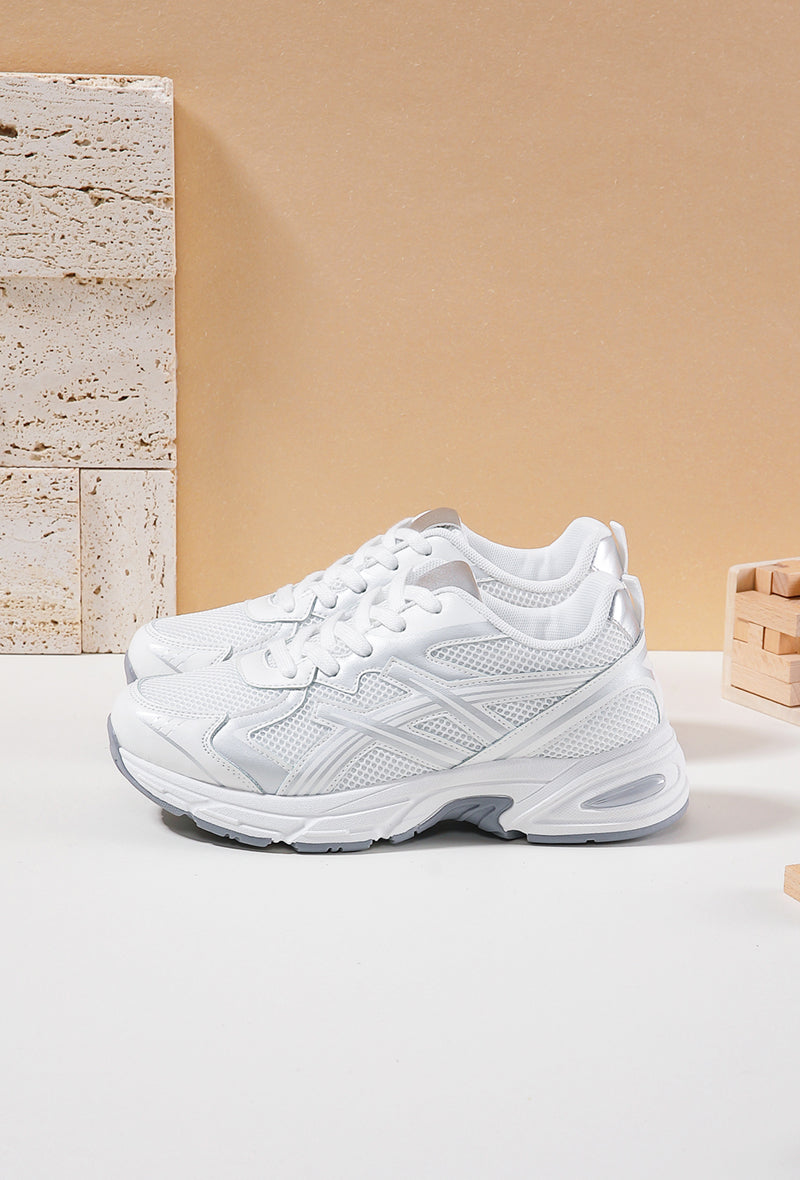 COPE CLOTHING : Chunky Trainer - White