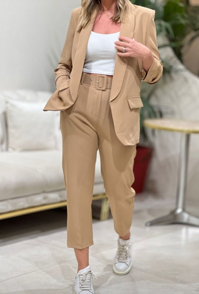 COPE CLOTHING : Woman Tailored Suit