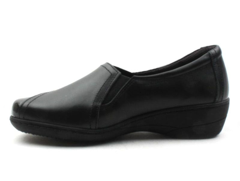 SOFTMODE : Emily Croc Black Shoes