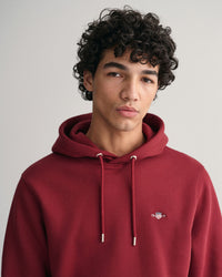 GANT : Regular Shield Hoodie - Plumped Red