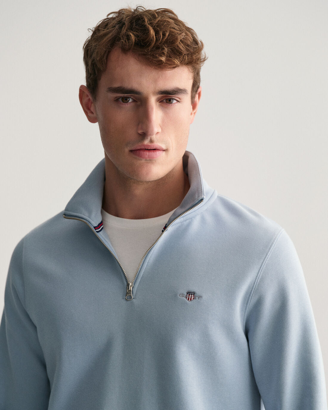 GANT : Shield Half Zip Sweater - Dove Blue