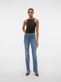 VERO MODA : Flash Straight Jeans