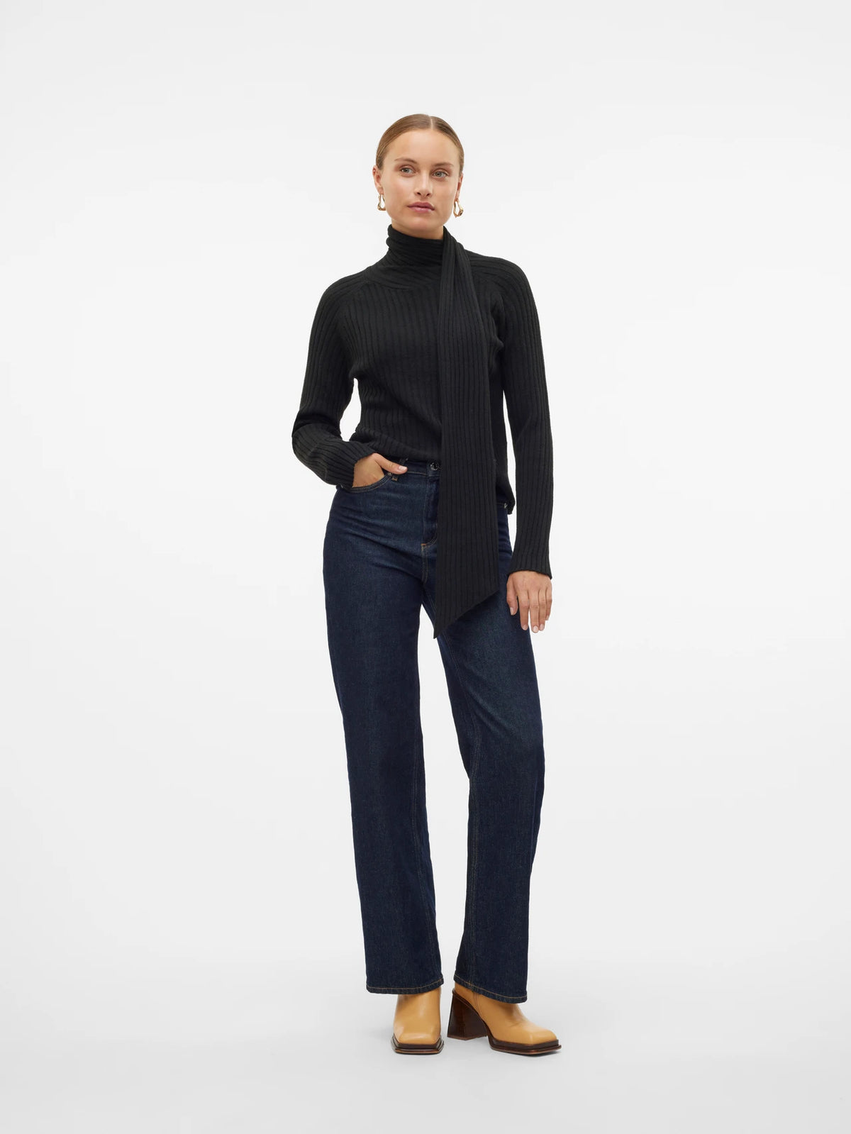 VERO MODA : Zoey Wrap Neck Jumper - Black