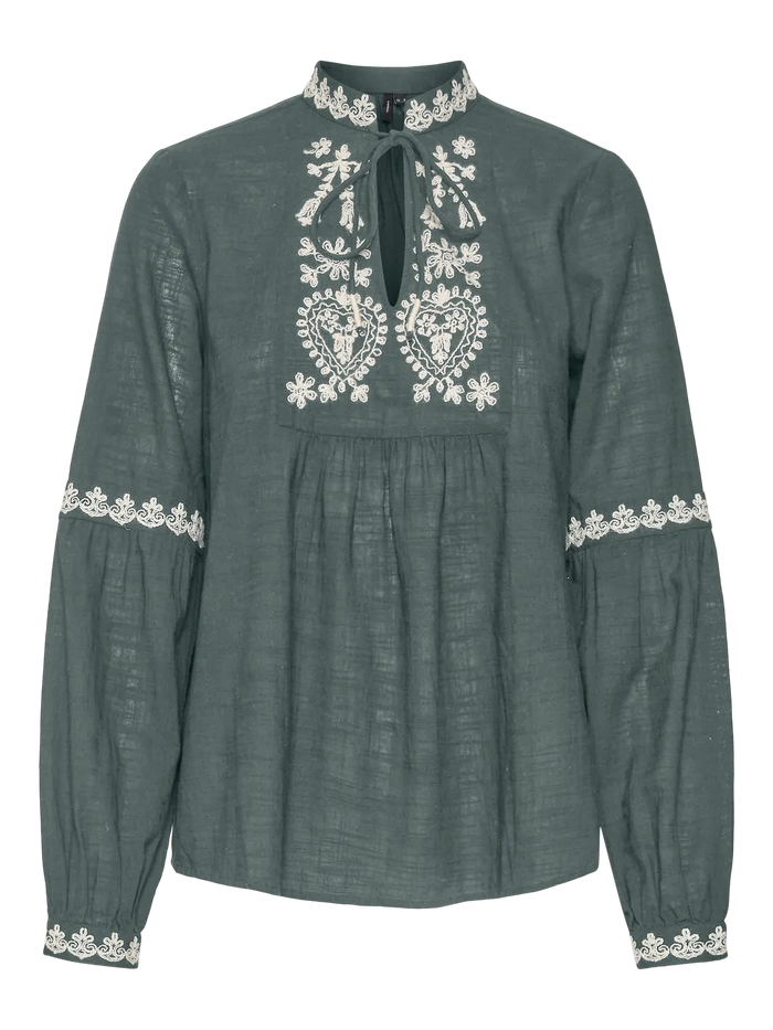 VERO MODA : Ritah Embroidered Top - Green