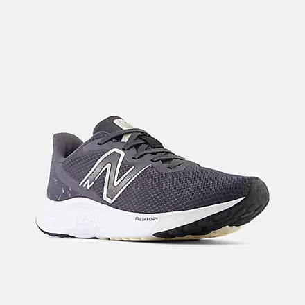 NEW BALANCE : Fresh Foam Arishi V4 Ladies Runners