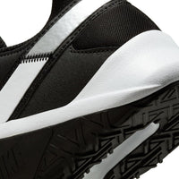 NIKE : Legend Essential 2