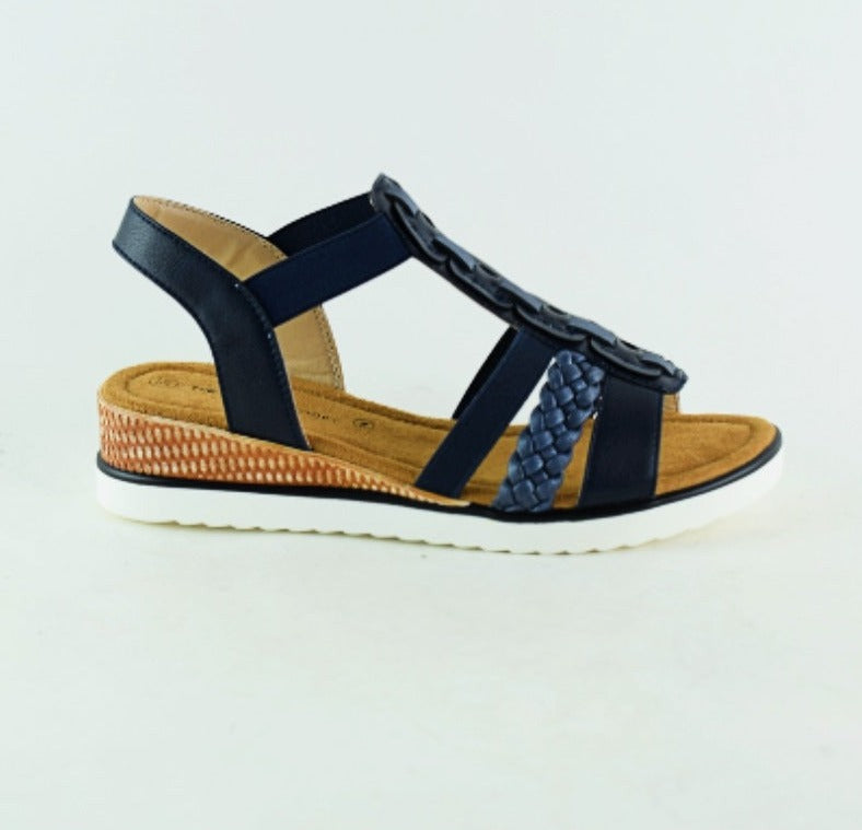 COPE CLOTHING : Wedge Sandal